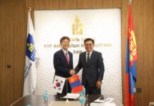 БОУАӨ-ийн сайд Б.Батбаатар БНСУ-аас Монгол улсад суугаа онц бөгөөд бүрэн эрхт эочин сайд Чой Жин Вонтой уулзжээ