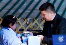 СХД: Байгалийн гамшигт өртсөн арван өрхөд өргөө цагаан гэр өглөө