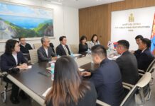 БОУАӨЯ: Тужийн нарсан ойн түймэрт өртсөн талбайг ойжуулсан Солонгос компанийн төлөөлөлтэй уулзлаа