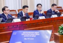 УИХ: “Жавхлант”, “Шивээ толгой” ашиглалтын тусгай зөвшөөрлийн асуудлаарх нотлох баримтуудыг шинжлэн судалж байна