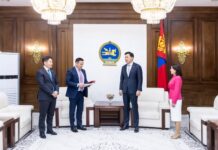 УИХ: Худалдаа, аж үйлдвэрийн танхимын тухай хуулийн шинэчилсэн найруулгын төслийг өргөн мэдүүлжээ