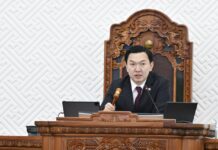 УИХ: Нийтийн өргөдлийн талаарх Төсвийн байнгын хорооны санал, дүгнэлтийг сонсож, “Засгийн газарт чиглэл өгөх тухай” УИХ-ын тогтоолын төслийг хэлэлцжээ