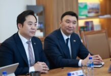 НИТХ: Баянзүрх дүүрэгт цэцэрлэгт хүрээлэн байгуулах талаар санал солилцлоо