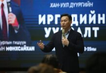 Дүүргийн удирдлагуудтай уулзаж, иргэдэд тулгамдсан зарим асуудлыг шийдвэрлэхээр боллоо