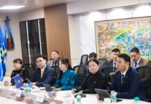 НИТХ: Тэргэнцэртэй иргэн нийтийн тээврээр үйлчлүүлэх хүртээмжтэй байдал дөрвөн жилийн өмнөхөөс 73.7%-иар нэмэгджээ