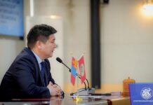 СХД-ийн Засаг даргын эрхлэх асуудлын хүрээний харьяа байгууллагуудтай хариуцлагын гэрээ, дүүрэгт үйл ажиллагаа явуулж буй босоо удирдлагатай төрийн байгууллагуудын дарга нартай хамтран ажиллах гэрээ байгууллаа