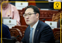 Э.Батшугар: Сошиал медианы хэт хэрэглээ сэтгэлзүйд сөргөөр нөлөөлж байна