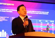 Төвийн бүсээс сонгогдсон гишүүд Сэлэнгэ аймгийн удирдлага, иргэдтэй уулзжээ