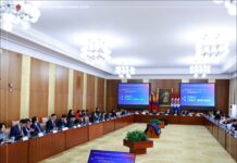 МАН-ЫН БҮЛЭГ: УИХ-ын чуулганы хуралдааны дэгийн тухай болон бусад хуулийн төслүүдийг хэлэлцэж байна