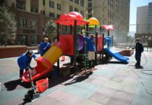 НЗДТГ: Нийслэлийн хэмжээнд 1830 хүүхдийн тоглоомын талбайг цэвэрлэж, засварлаж байна