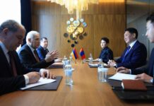 ЕТГ: Ерөнхийлөгч У.Хүрэлсүх Армени Улсын Ерөнхийлөгч Ваган Хачатурянтай уулзлаа