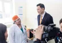 Ерөнхий сайд Н.Учрал: Эмч, ажилчдын цалингийн нэмэгдлийг нэмэгдсэн цалингаас нь тооцно