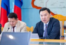 ЗГ: Нийслэл, аймгийн удирдлагуудын ажлыг хүнд суртлыг бууруулж, иргэд, аж ахуйн нэгжийн ачааг хэрхэн хөнгөлснөөр дүгнэнэ