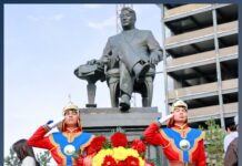 МАН: Монгол улсын төр, нийгмийн зүтгэлтэн Ю.Цэдэнббал агсаны хөшөөнд Ерөнхий сайд Н.Учрал цэцэг өргөлөө