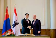 Ерөнхийлөгч У.Хүрэлсүхэд Берлин хотын дарга Кай Вегнер бараалхлаа